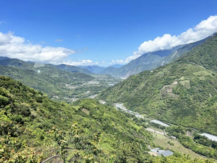 台湾・玉山国家公園周辺にある望高茶園景觀餐廳からの景色