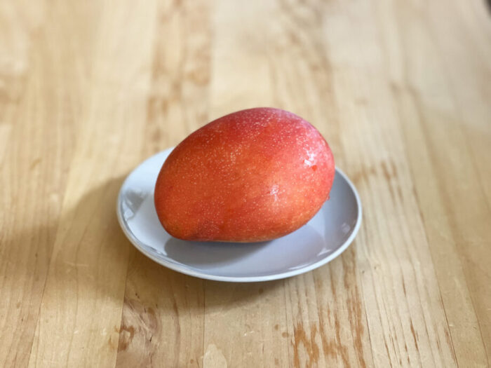台湾産アップルマンゴー（愛文マンゴー）